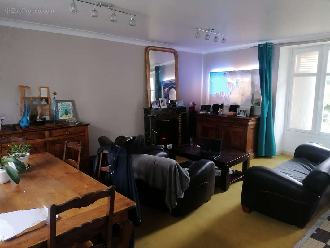 Maison à LE CELLIER