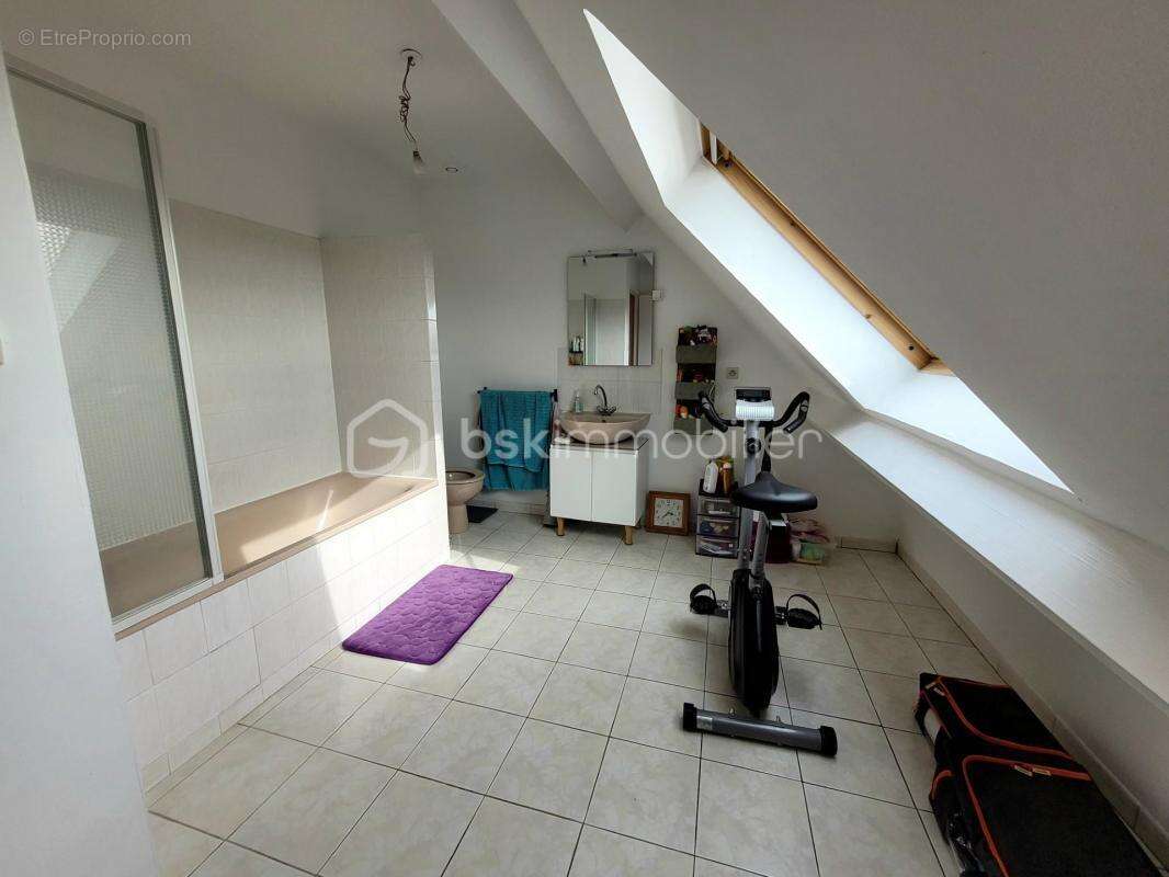 Maison à CLAYE-SOUILLY