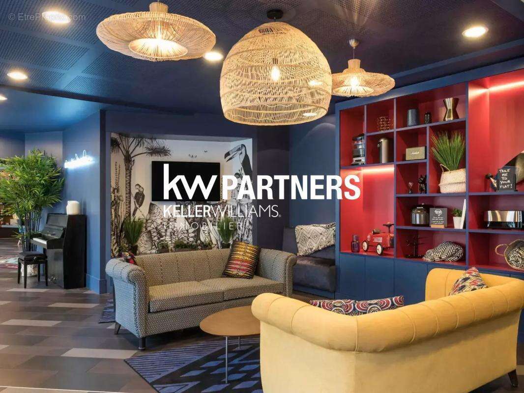 Appartement à COURBEVOIE