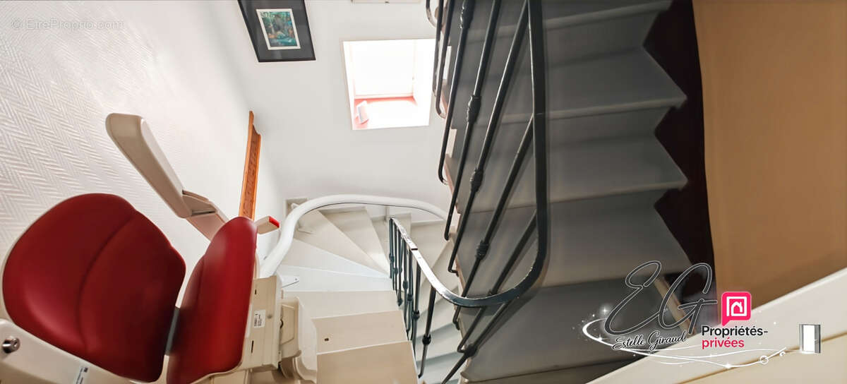 Maison de caractère avec terrasse, ascenseur et fort potentiel d'évolution - photo 16