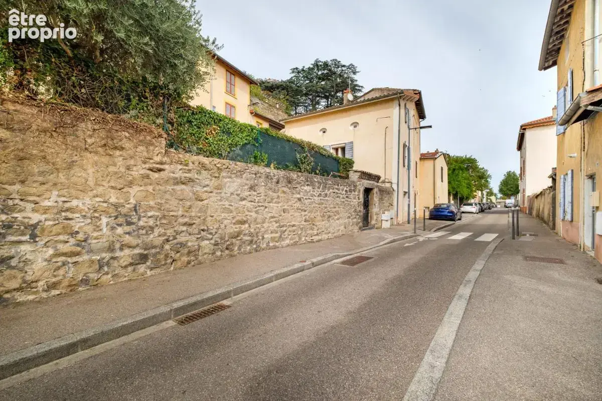 Maison 5 pièces 95 m² à vendre à Grigny (69520) - photo 2