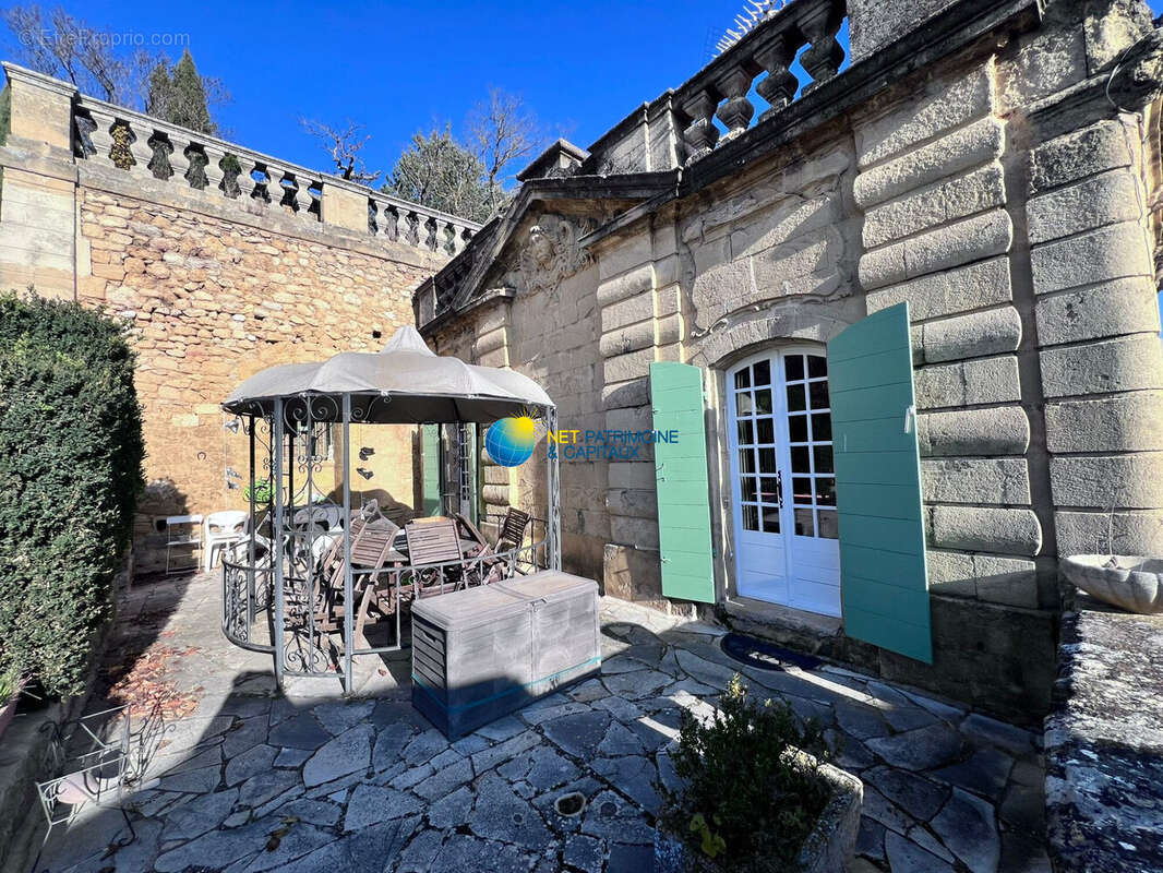 Maison à JOUQUES