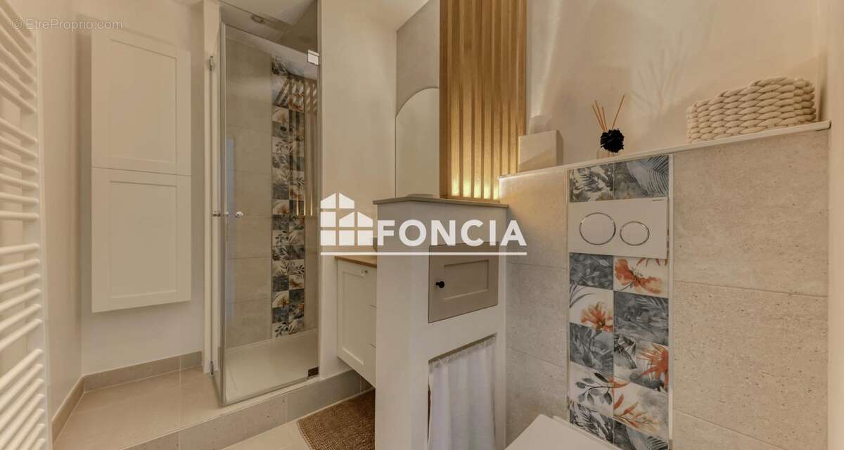 Appartement à BRON