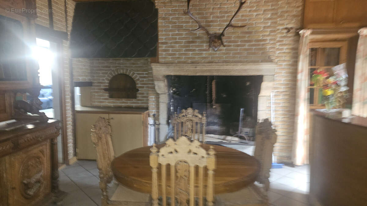 Appartement à CHATEAUPONSAC