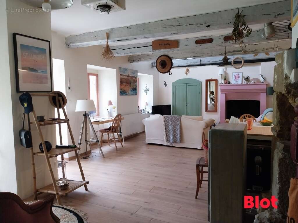 Maison à PLESSIX-BALISSON