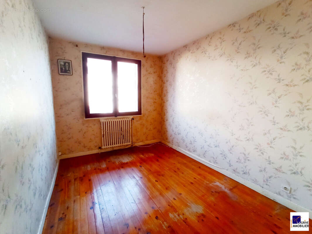 Appartement à SAINT-JEAN-DE-MAURIENNE