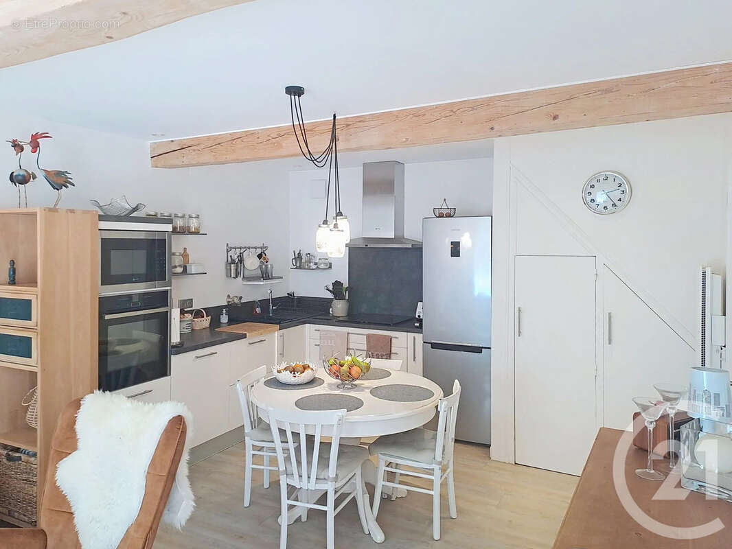 Maison à SALLES-SUR-L'HERS