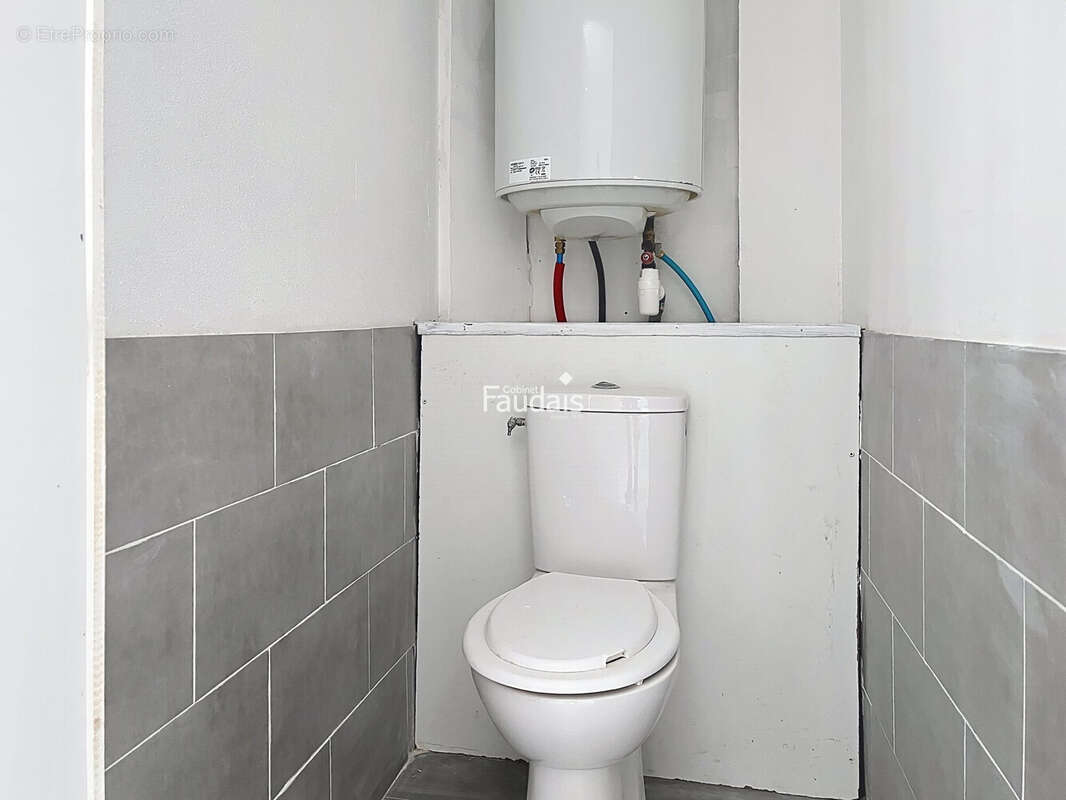 Appartement 44 m² à Coutances  - photo 5
