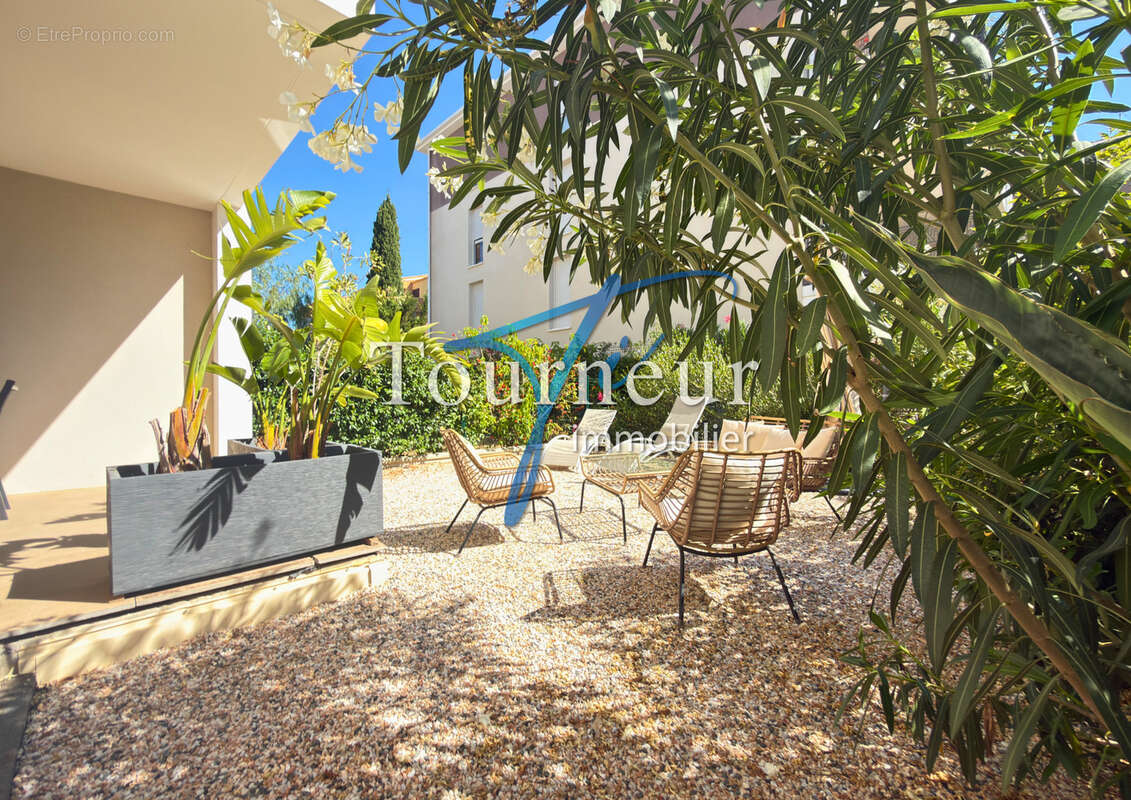 Appartement à SANARY-SUR-MER