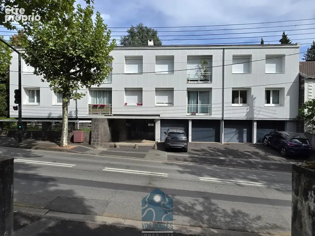 Appartement T4 avec garage, parking, local bureau, cave et jardin commun - photo 12