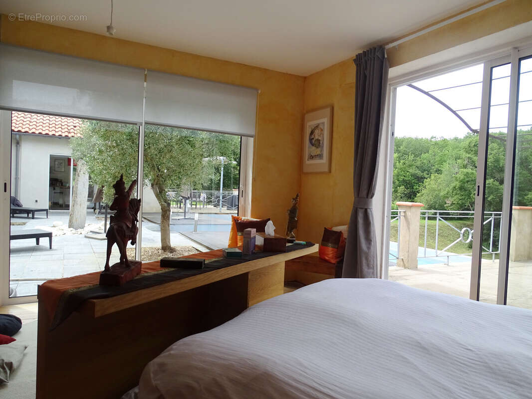 Maison à SAINTE-MARTHE