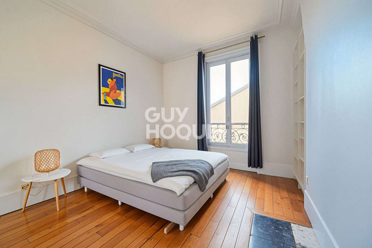 Appartement à PARIS-11E