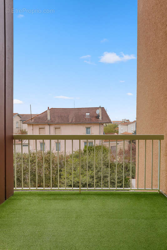 Appartement à BOURGOIN-JALLIEU
