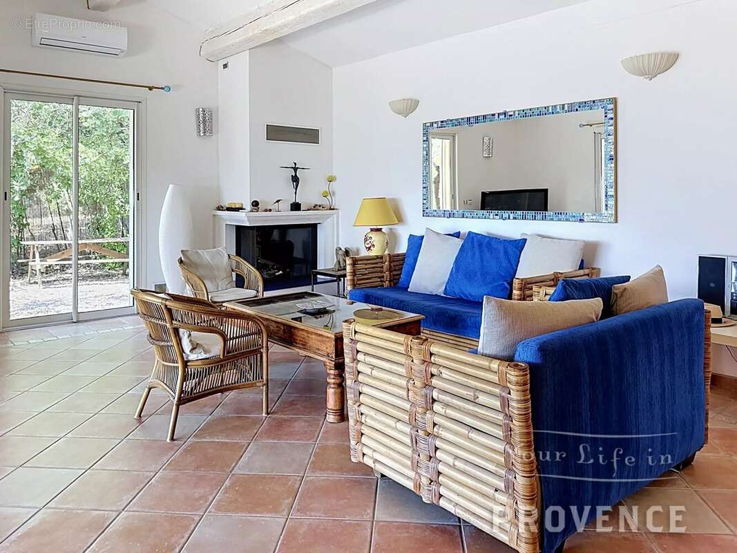 Villa de charme avec vue panoramique, piscine et garage, à proximité de Lorgues - photo 6