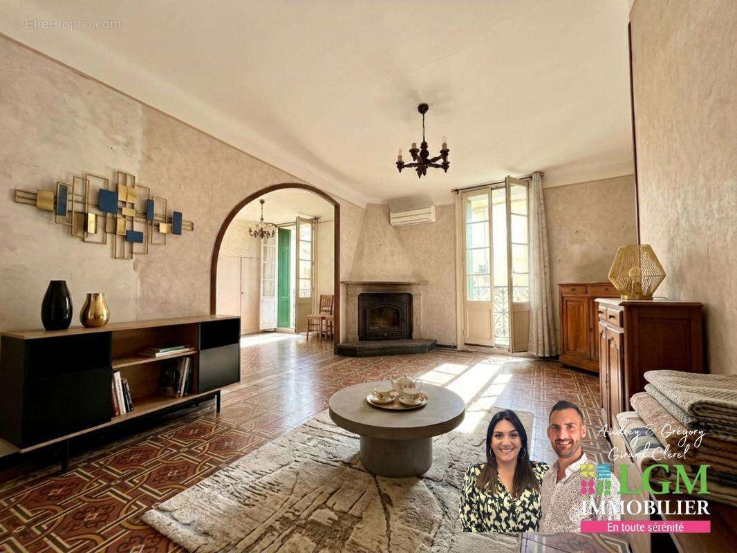 Maison à COURNONTERRAL