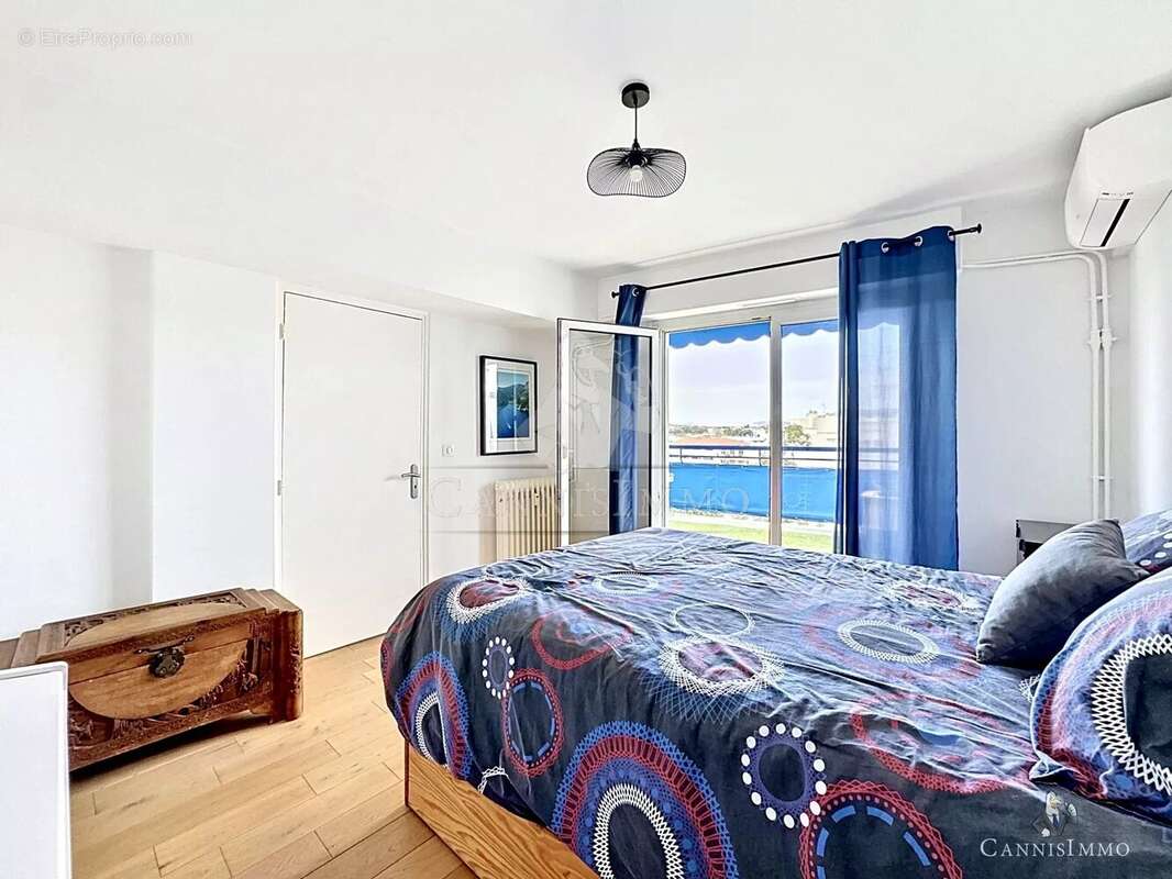 Appartement à LE CANNET