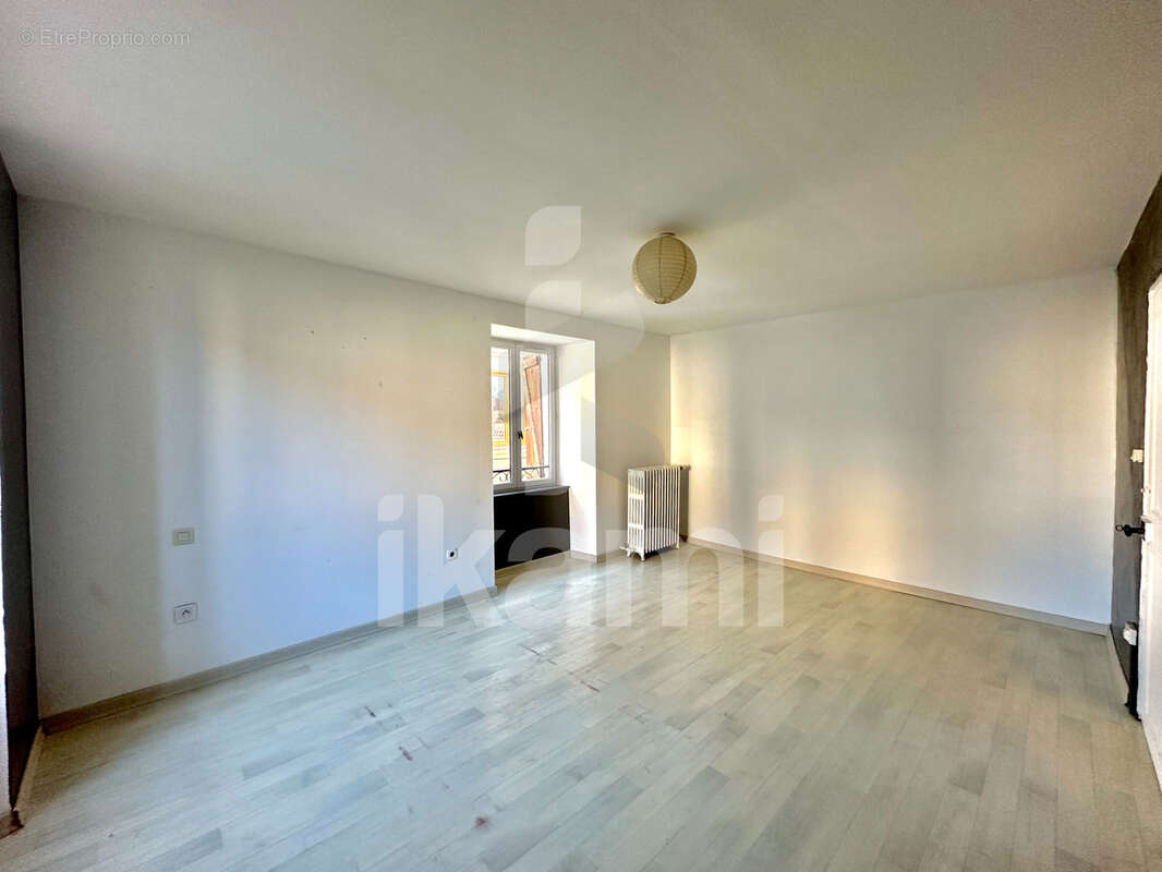 Maison à LE GRAND-LEMPS