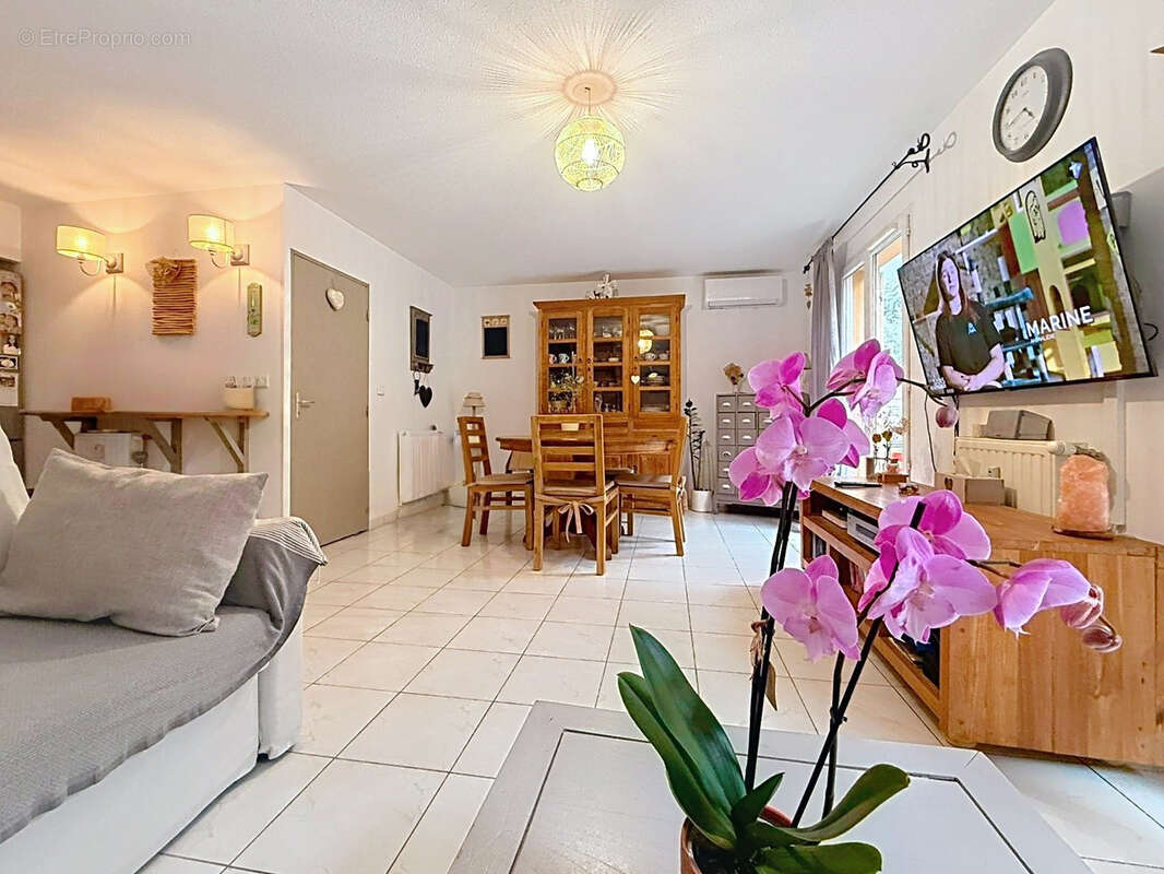 Maison à LA GARDE-FREINET