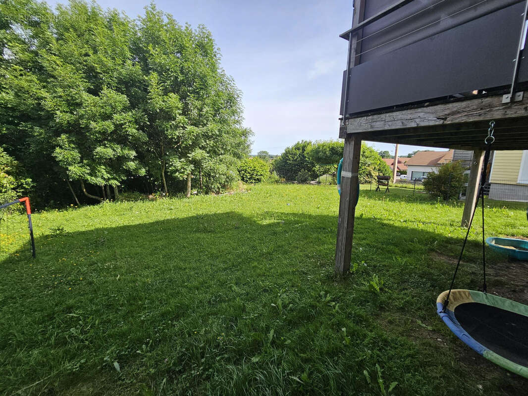 Maison mitoyenne à Etalans - photo 14