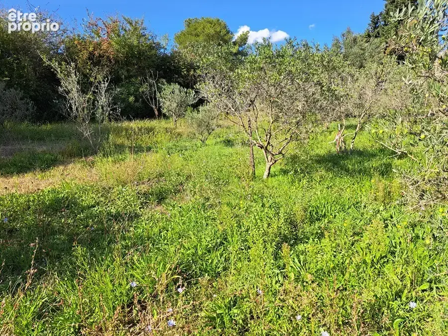 Terrain 650 m² à vendre à Aix-En-Provence (13540) - photo 2