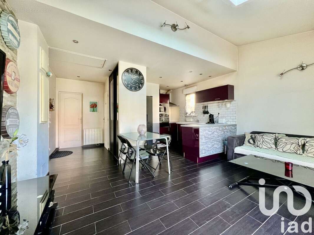 Photo 2 - Maison à VILLECRESNES