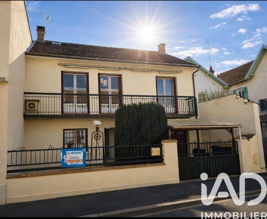 Photo 1 - Maison à VICHY