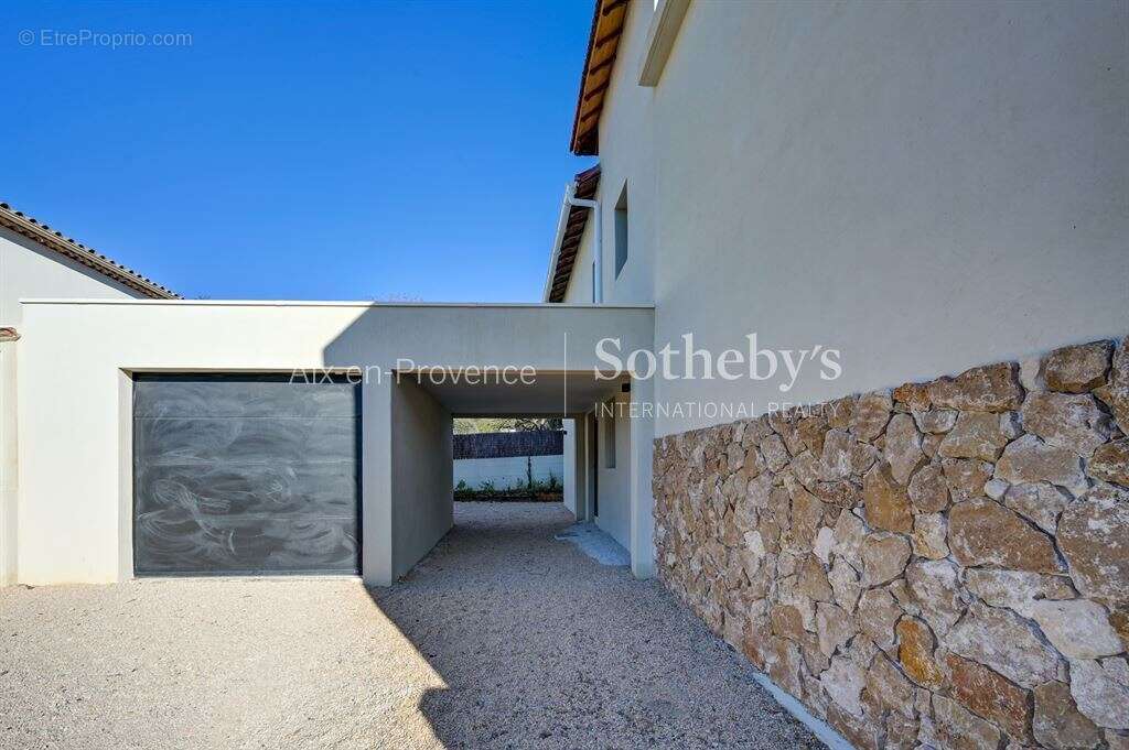 Maison à AIX-EN-PROVENCE