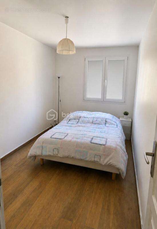 Appartement 4 pièces de 80 m² Noisy-le-Grand Secteur Noisy Champs - photo 12