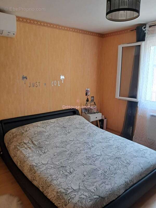 Maison à LE BREIL-SUR-MERIZE