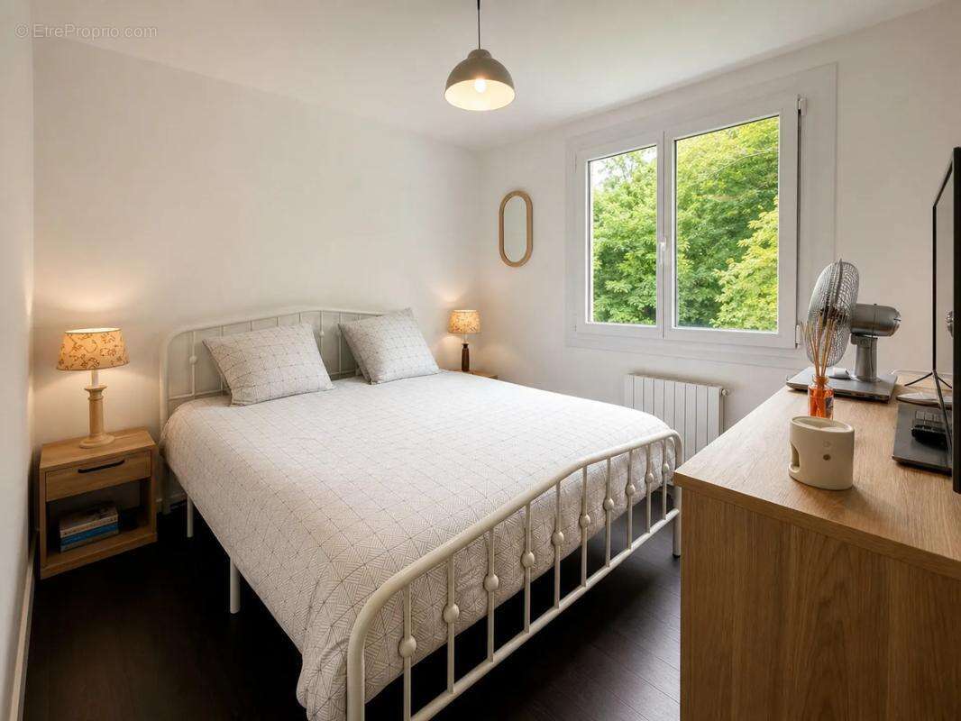 Maison de 8 pièces de 145 m² à Chartainvilliers - photo 7