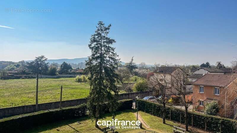 Appartement à JASSANS-RIOTTIER