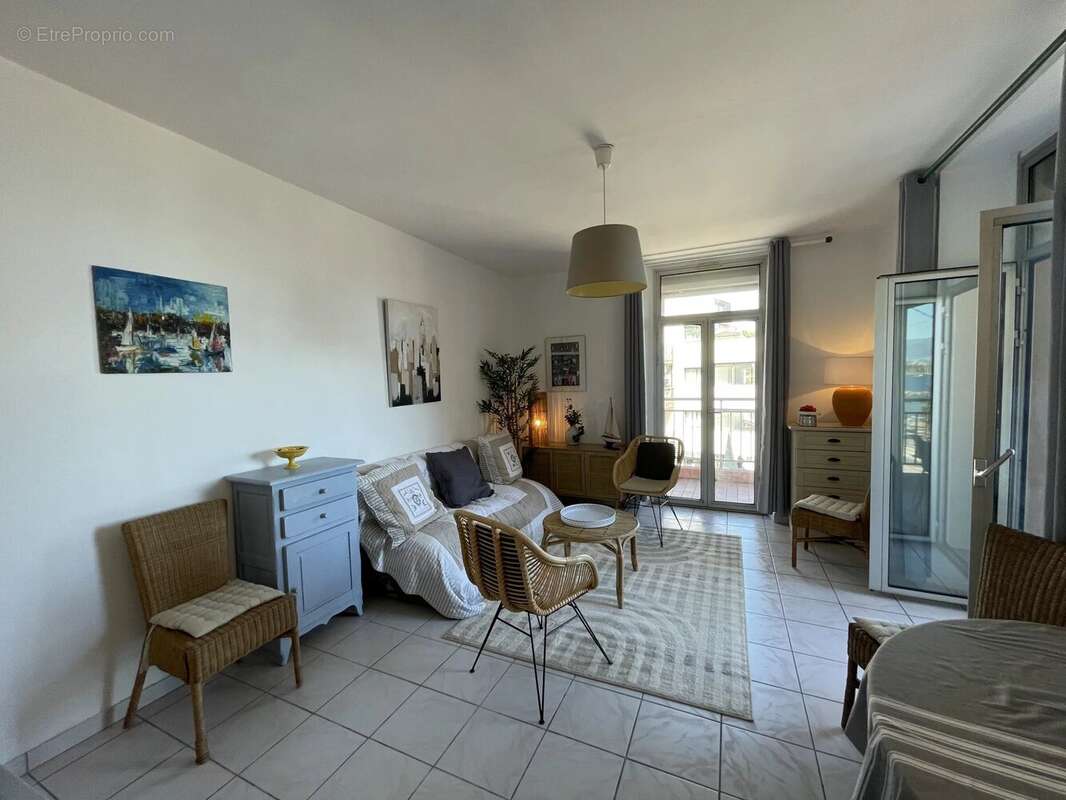 Appartement à THEOULE-SUR-MER