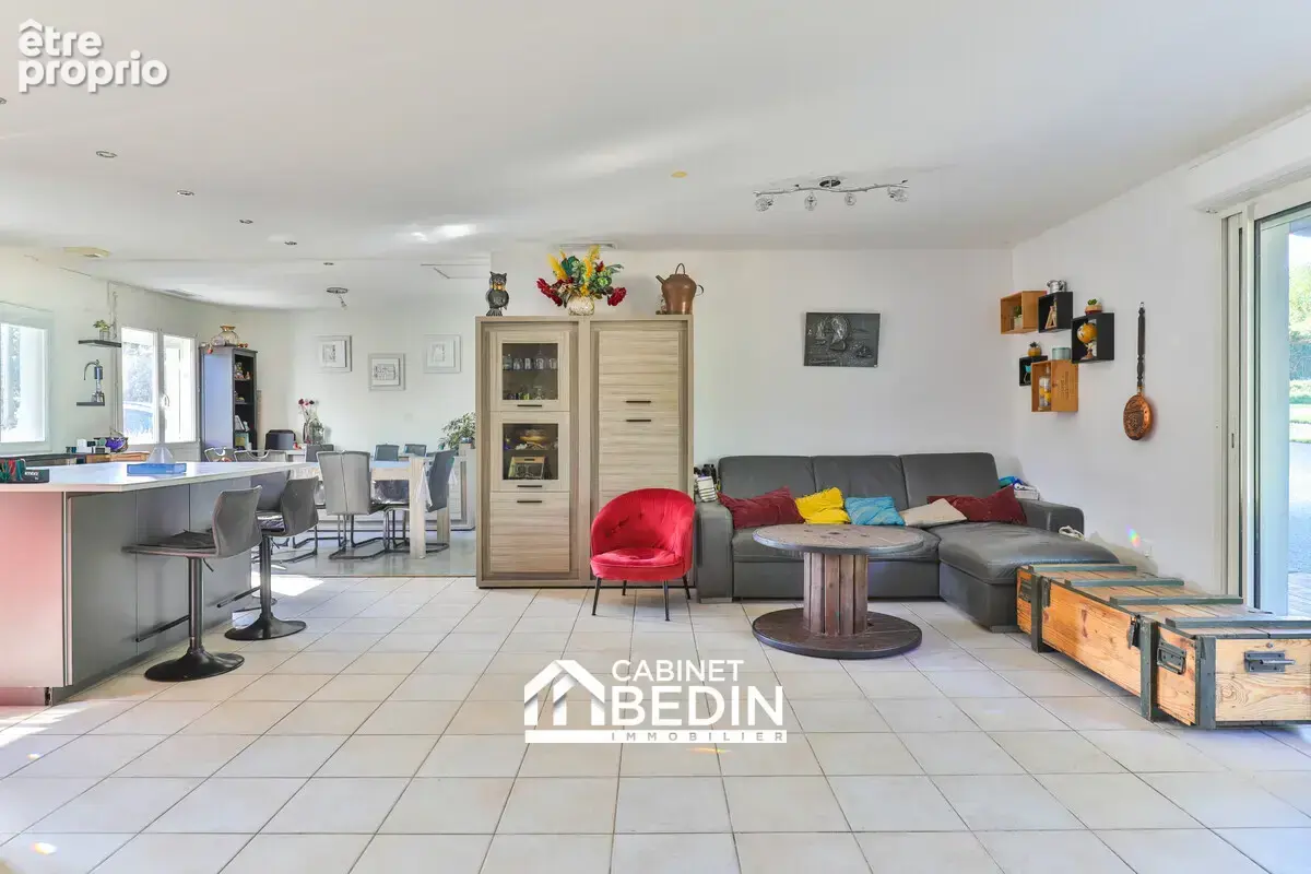 Maison 8 pièces 183 m² à vendre à Biganos (33380) - photo 4
