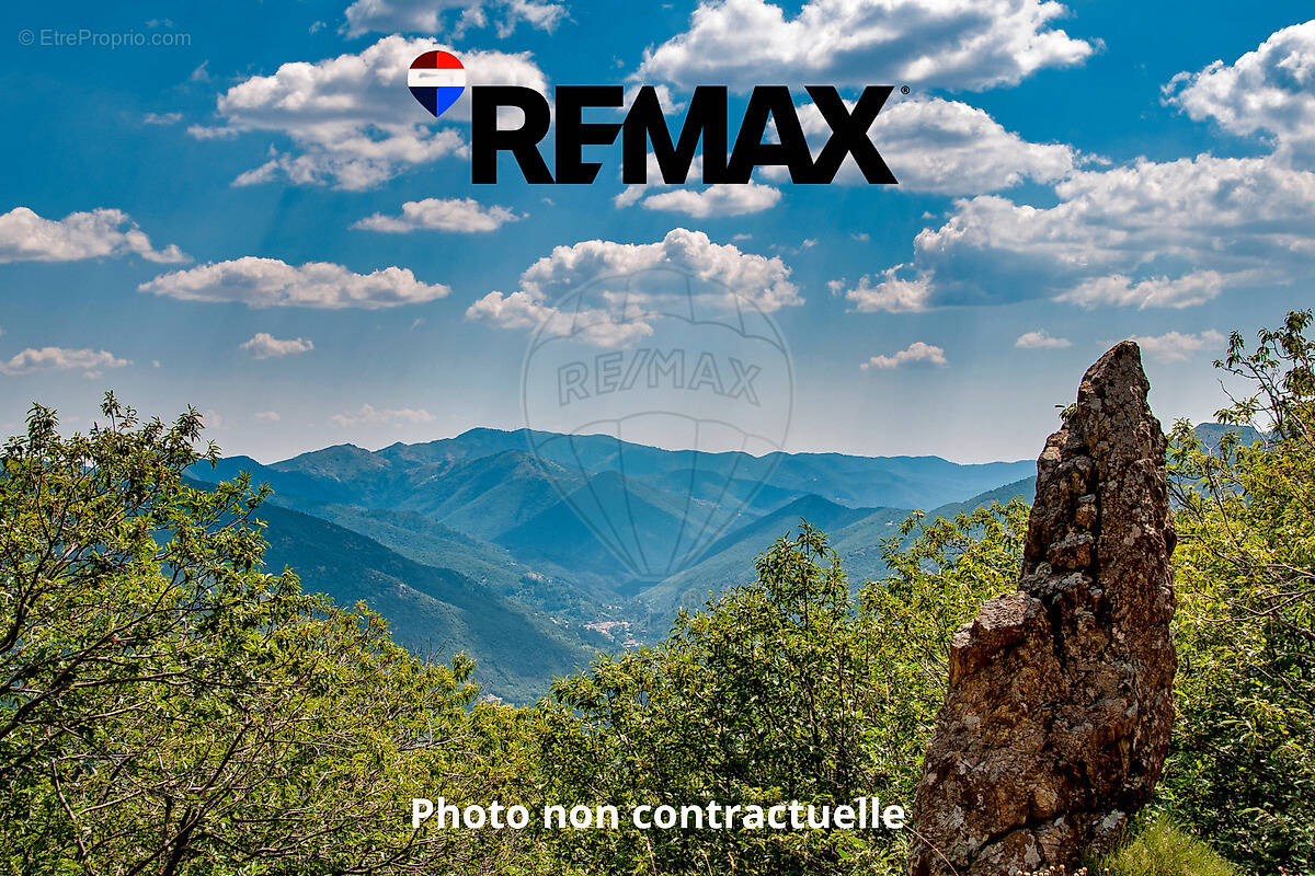 Terrain à SAINT-SAUVEUR-CAMPRIEU