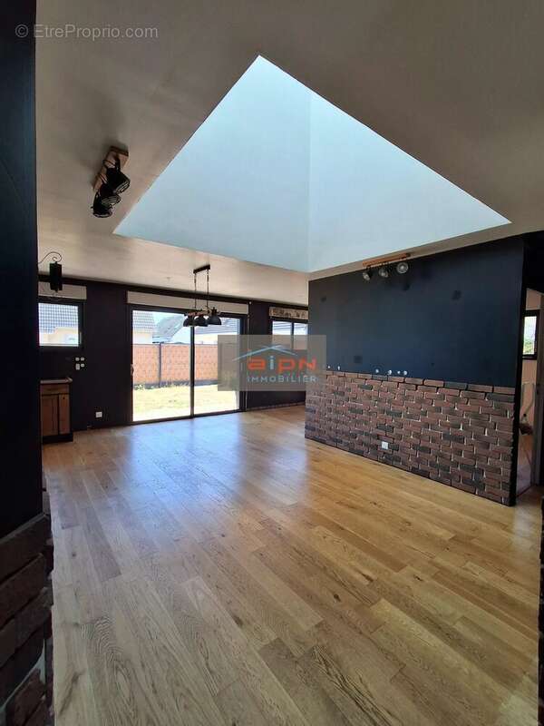 Maison T7 de plain pied - photo 3