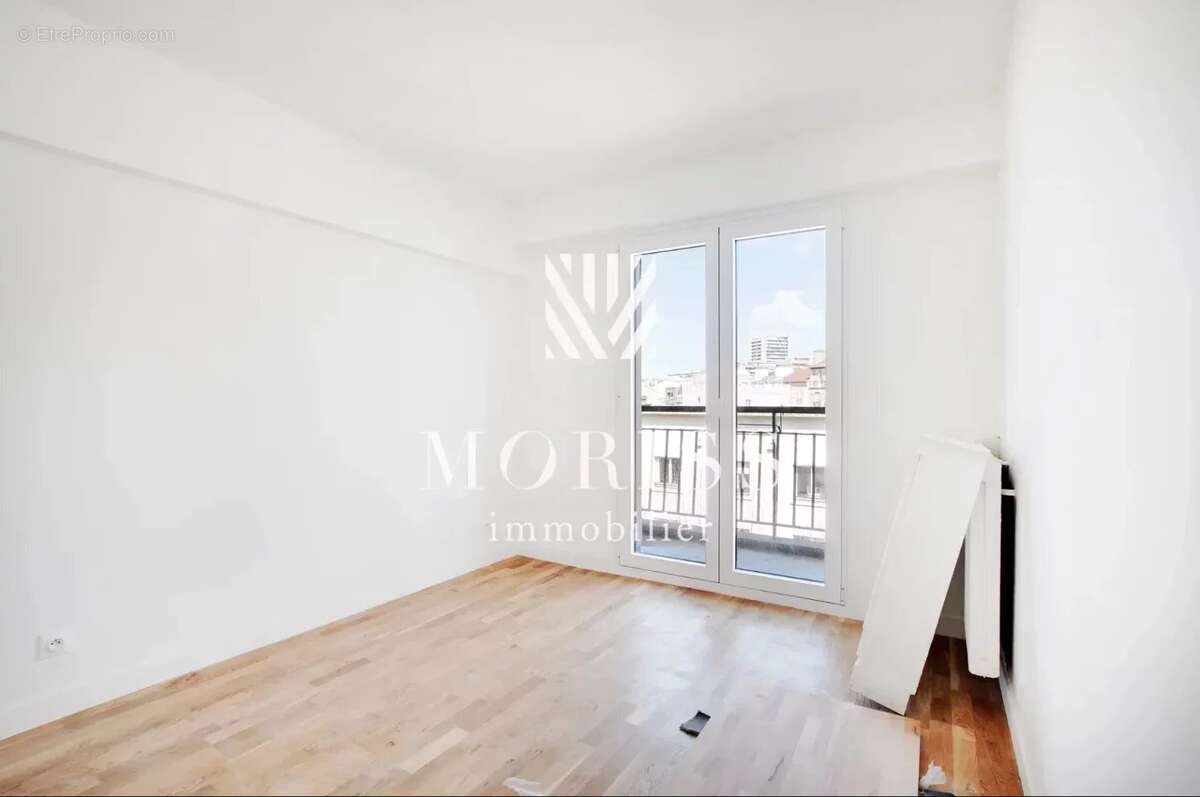 Appartement à LEVALLOIS-PERRET