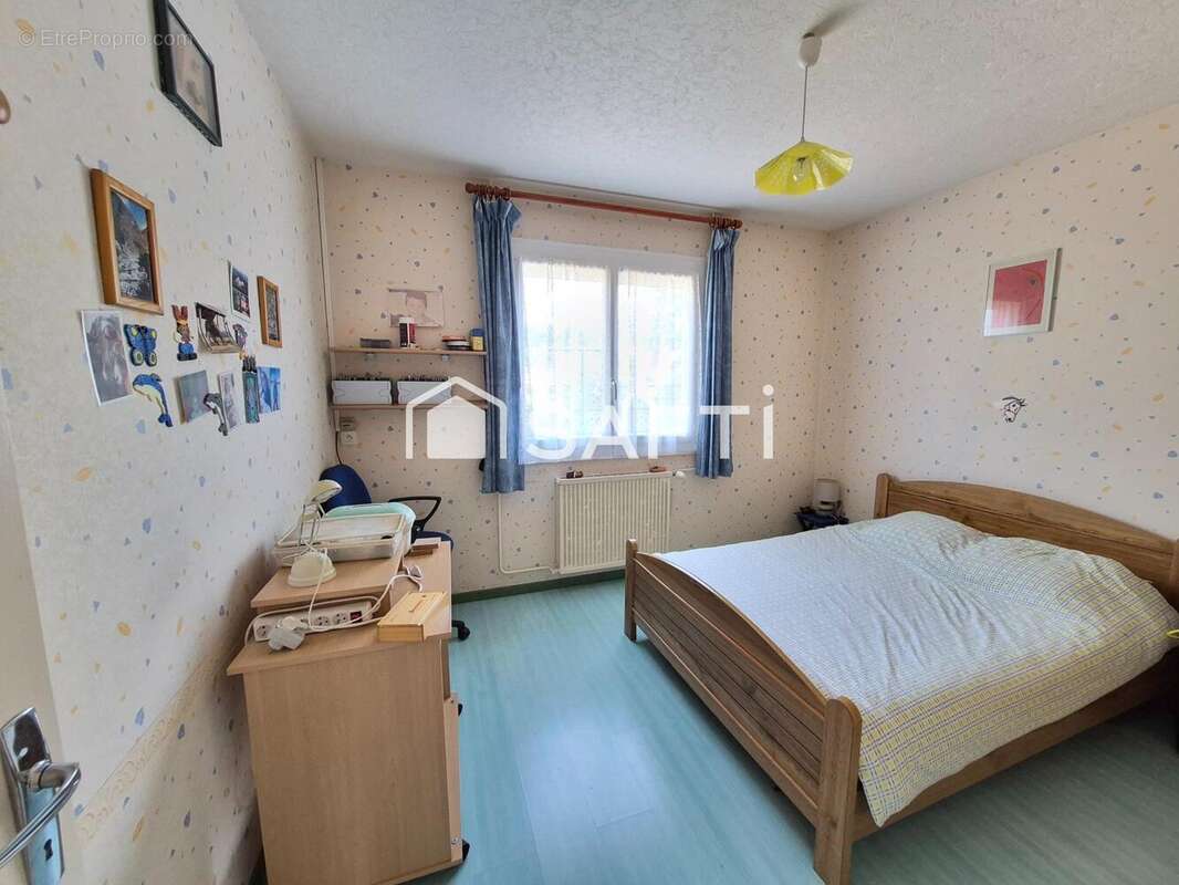 Maison 90 m² à Descartes  - photo 9
