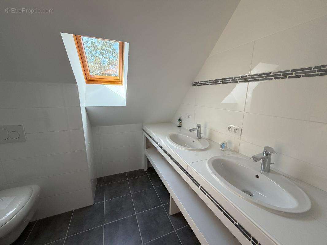 Maison de charme entièrement rénovée avec garage et jardin au cœur de La Roque-Gageac - photo 13