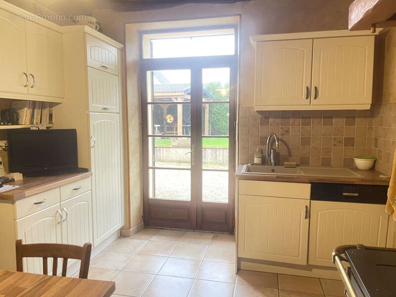 Maison à ARCES-DILO