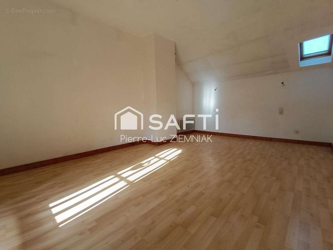 Photo 8 - Maison à ENTRAMMES