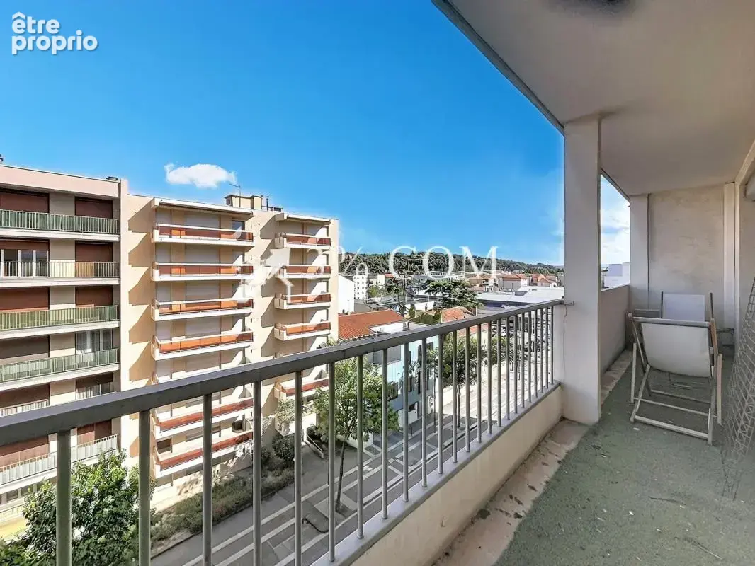 Appartement T3 vue Crussol: 74 m2 habitables avec balcon et - photo 13
