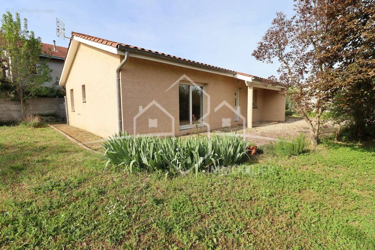 Maison à BEAUREPAIRE