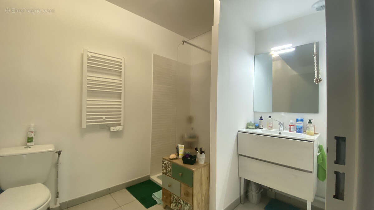 Appartement à LE PONTET