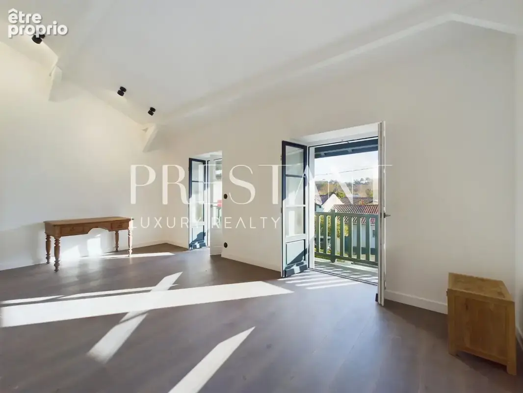 Propriété de Prestige à Bidart - Ferme du XVIIIème Rénovée avec Jardin Paysagé et Piscine - photo 18