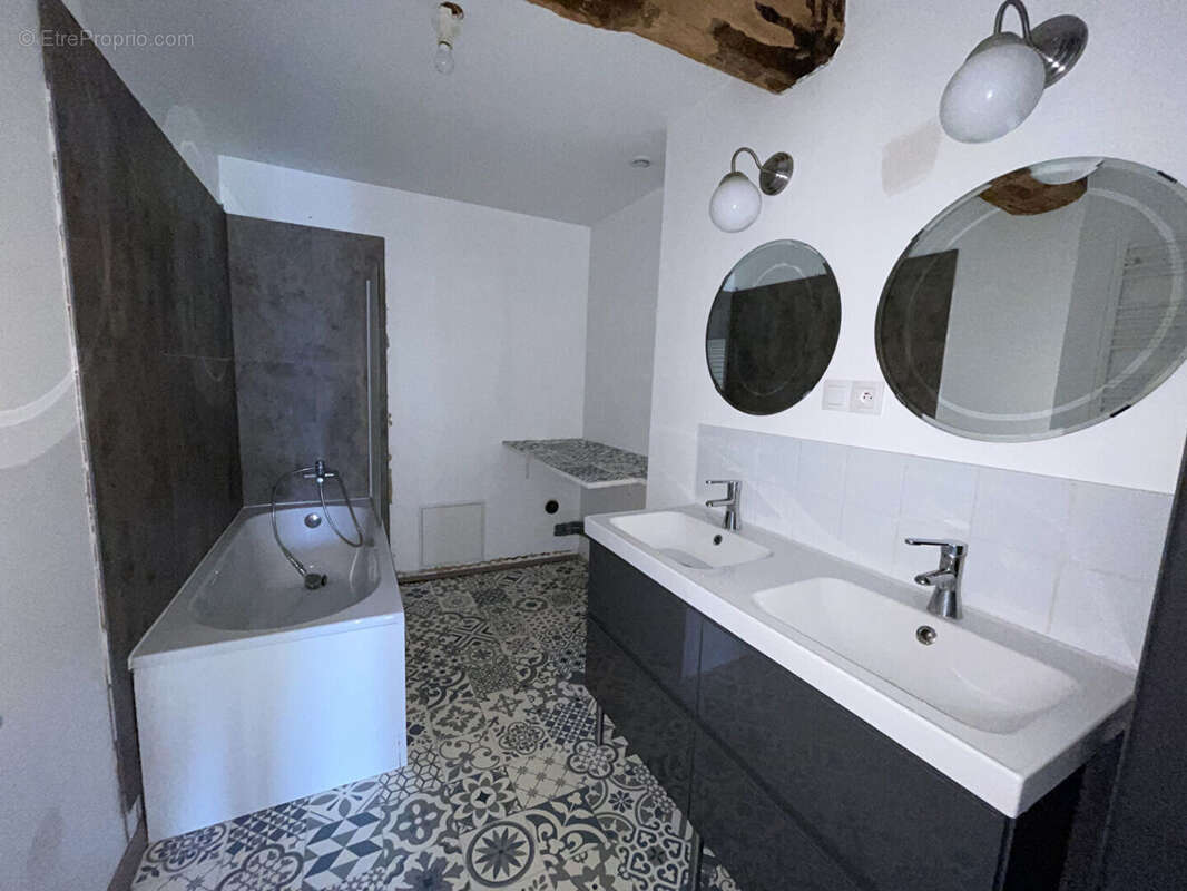 Appartement à MONTCORNET