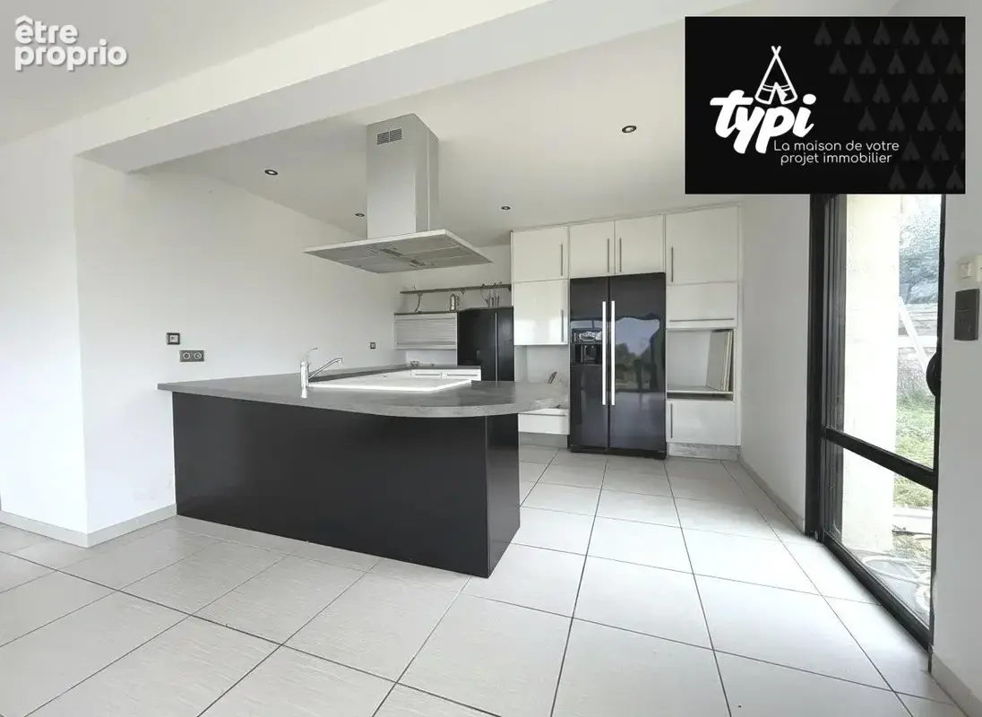 Maison 9 pièces 170 m² à vendre à Pont-Scorff (56620) - photo 2