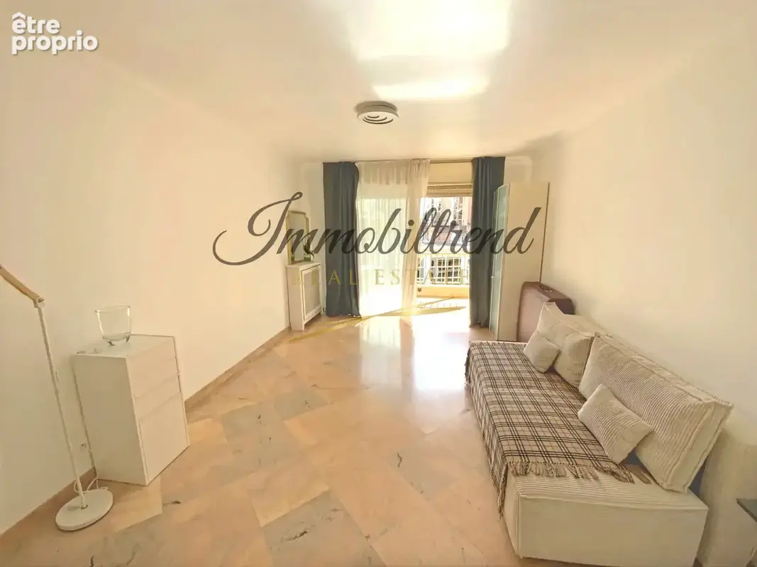 Appartement à BEAUSOLEIL