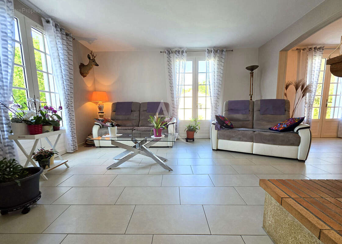 Maison à LANDERONDE