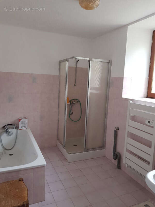 Maison à SAINT-ULPHACE