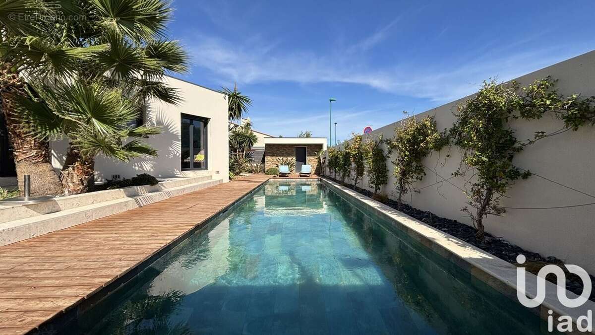 Photo 2 - Maison à SAINT-JEAN-LASSEILLE